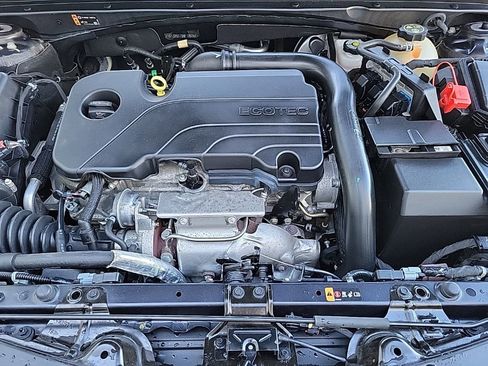 Used 2022 Chevrolet Malibu LS image 29