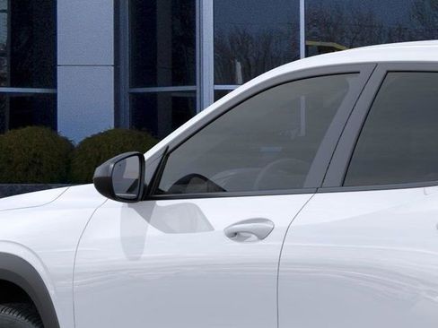New 2026 Chevrolet Trax LS FWD image 12