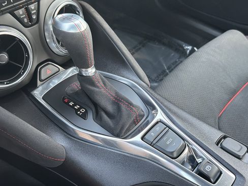 Used 2018 Chevrolet Camaro ZL1 RWD image 26