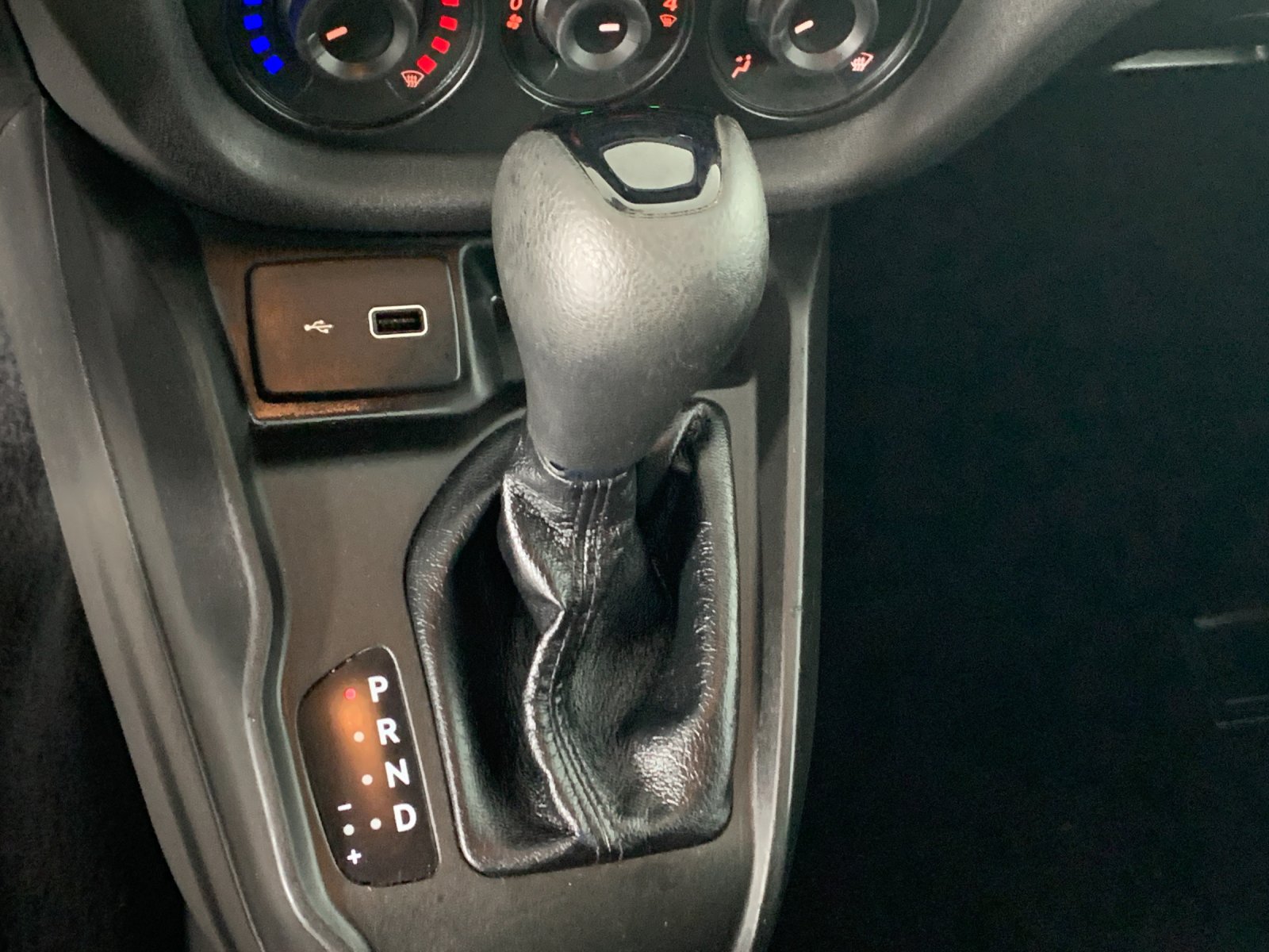 Used 2022 RAM ProMaster City Tradesman FWD image 23