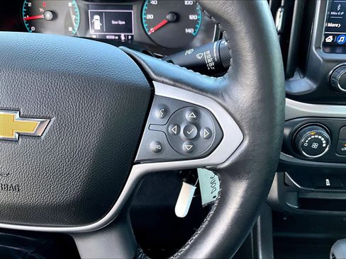 Certified 2022 Chevrolet Colorado LT image 24