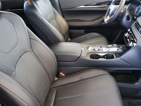 Certified 2025 INFINITI QX60 Pure image 42