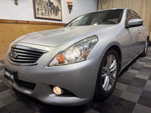 Used 2013 INFINITI G37 Journey w/ Premium Pkg image 5