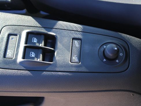 Used 2025 RAM ProMaster 2500 w/ Cold Weather Group image 10