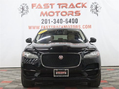 Used 2018 Jaguar F-PACE Prestige AWD/4WD image 2