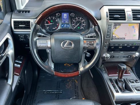 Used 2015 Lexus GX 460 Luxury image 15