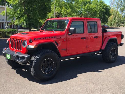 Used 2021 Jeep Gladiator Mojave AWD/4WD image 12