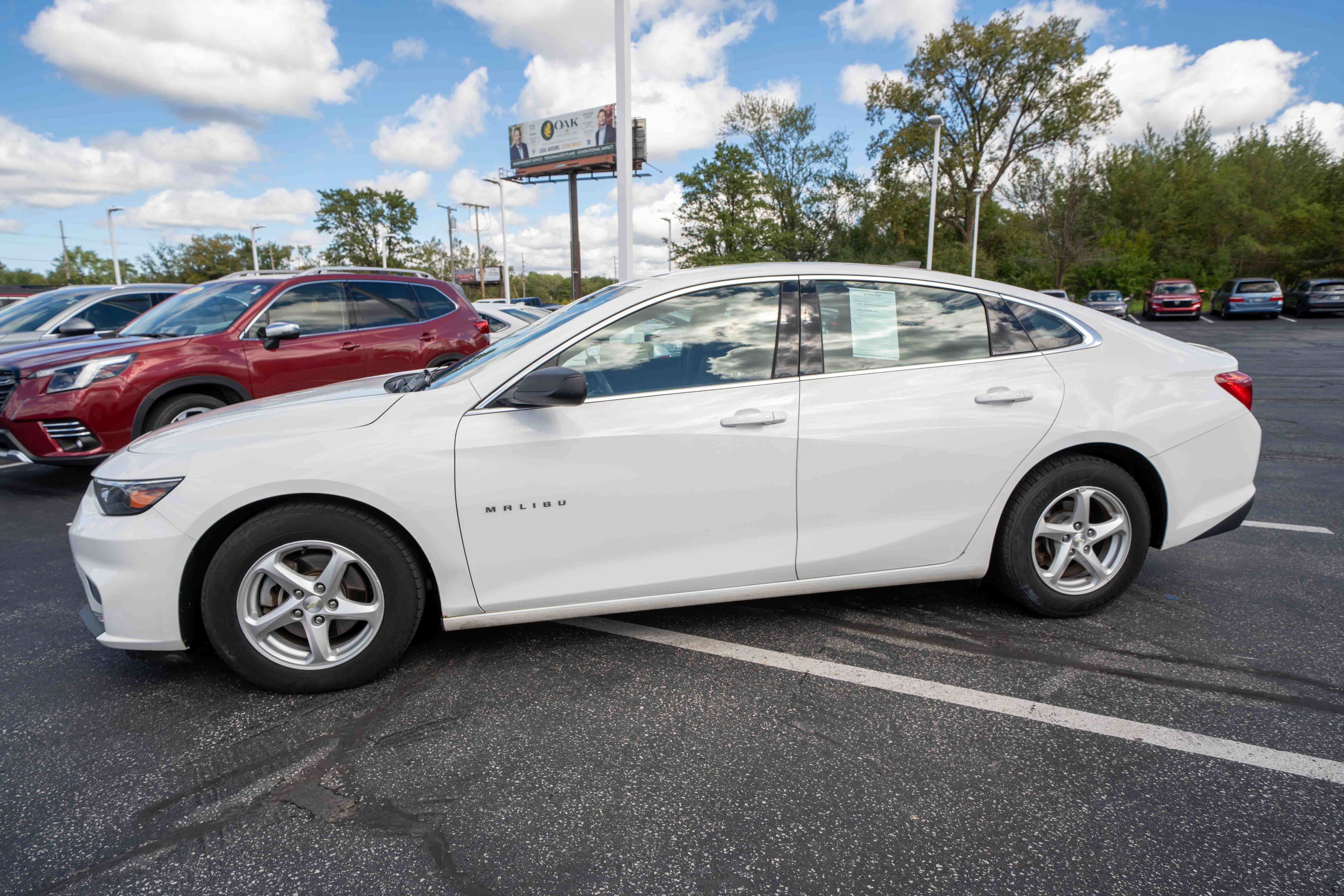 Used 2017 Chevrolet Malibu LS FWD image 3