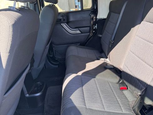 Used 2011 Jeep Wrangler Unlimited Sport image 11