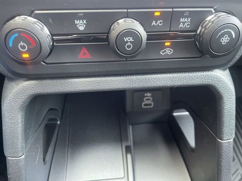 New 2026 Ford Ranger XL image 42