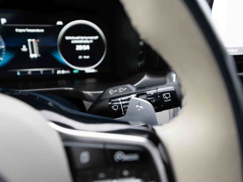 Used 2022 Kia Sorento SX Prestige image 14