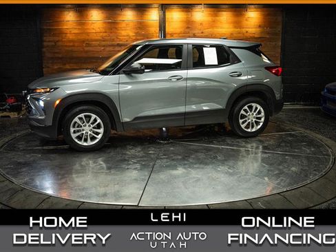 Used 2024 Chevrolet TrailBlazer LS image 1