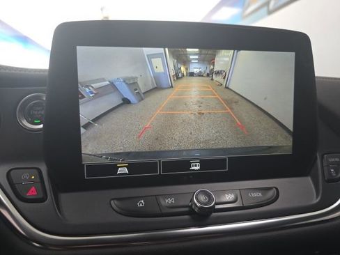 Used 2025 Chevrolet Blazer LT AWD/4WD image 24