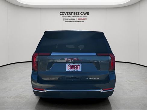 New 2026 GMC Yukon XL Elevation image 8