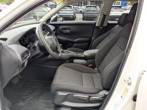 Certified 2024 Honda HR-V LX image 24