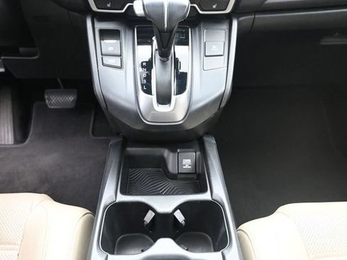 Used 2018 Honda CR-V Touring image 13