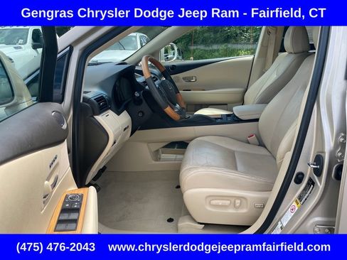 Used 2015 Lexus RX 450h AWD image 46