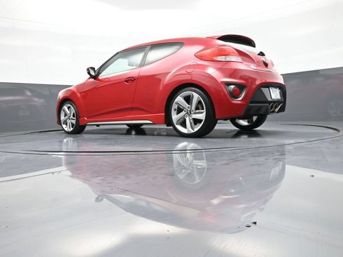 Used 2015 Hyundai Veloster Turbo FWD image 31