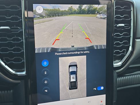 Used 2024 Ford Ranger XLT w/ Technology Package image 17