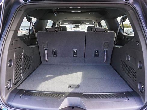 New 2026 Chevrolet Suburban LS image 24