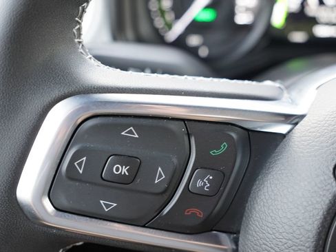 Certified 2025 Jeep Wrangler Unlimited Sahara w/ Safety Group image 33