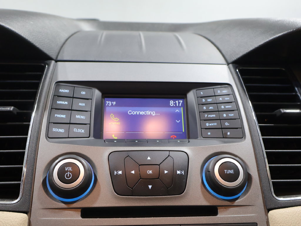 Used 2019 Ford Taurus SE FWD image 28