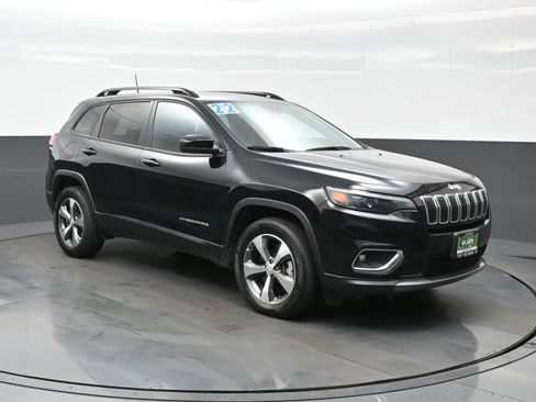 Used 2022 Jeep Cherokee Limited image 8