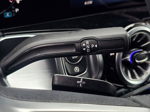 New 2026 Mercedes-Benz GLB 250 4MATIC image 16