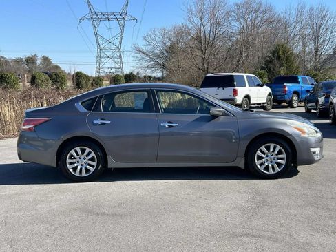 Used 2014 Nissan Altima 2.5 S FWD image 3