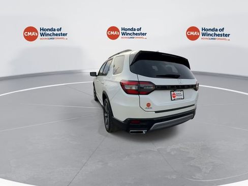 Used 2024 Honda Pilot Elite image 8