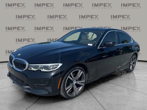 Used 2022 BMW 330i xDrive Sedan w/ Driving Assistance Package AWD/4WD image 1