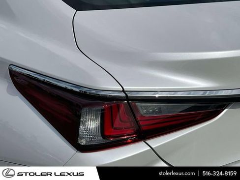 Used 2025 Lexus ES 350 w/ Premium Package FWD image 15