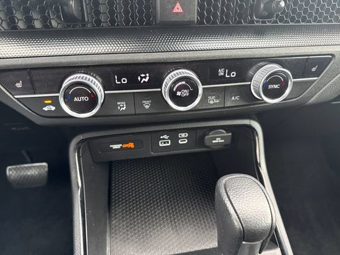 Used 2024 Honda CR-V EX image 32