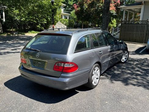 Used 2008 Mercedes-Benz E 350 4MATIC Wagon image 5