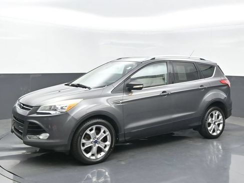 Used 2014 Ford Escape Titanium w/ Equipment Group 401A FWD image 2