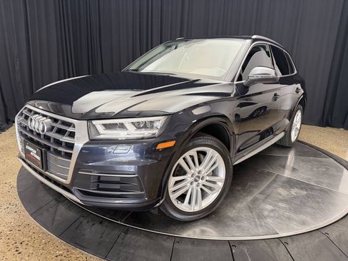 Used 2018 Audi Q5 2.0T Premium Plus w/ Premium Plus Package AWD/4WD image 3