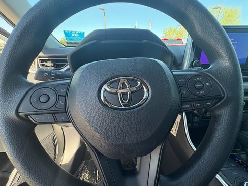 New 2025 Toyota RAV4 LE image 16