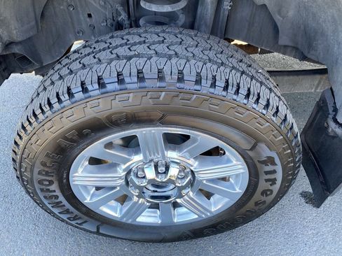 Used 2019 Ford F350 Limited w/ FX4 Off-Road Package AWD/4WD image 12