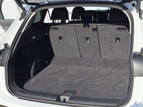 Certified 2025 Audi Q6 e-tron Premium Plus w/ Premium Plus image 12