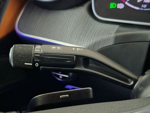 Used 2025 Mercedes-Benz C 300 4MATIC Sedan image 26