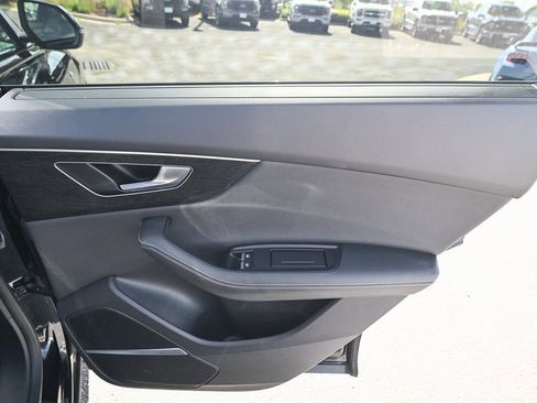 Used 2022 Audi Q8 Premium Plus image 29