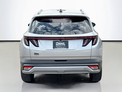 Certified 2025 Hyundai Tucson SEL AWD/4WD image 12