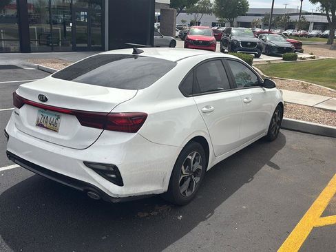 Used 2021 Kia Forte LXS image 3