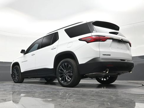 Used 2022 Chevrolet Traverse RS FWD image 22