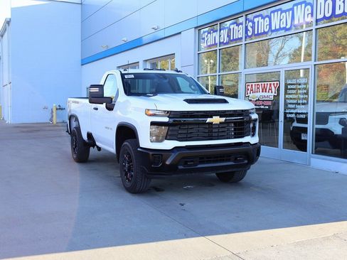 New 2026 Chevrolet Silverado 3500 W/T AWD/4WD image 2