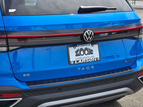 New 2026 Volkswagen Taos SE AWD/4WD image 12