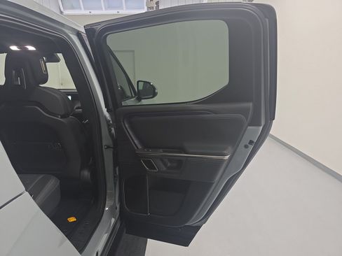 Used 2024 Rivian R1T Adventure AWD/4WD image 19