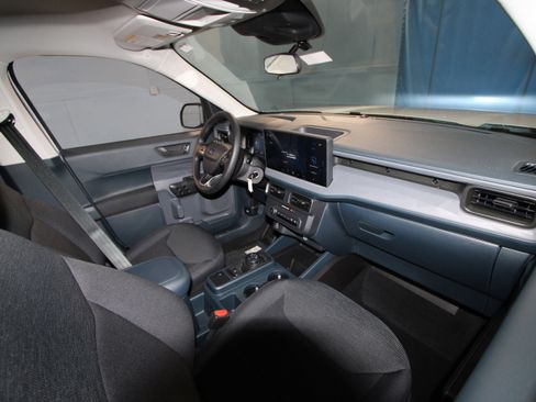 New 2026 Ford Maverick XL image 15