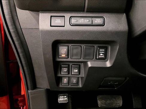 Used 2025 Nissan Frontier PRO-4X w/ Pro Convenience Package image 38