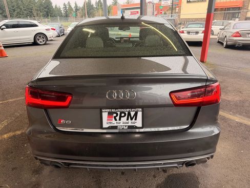 Used 2017 Audi S6 Prestige image 4